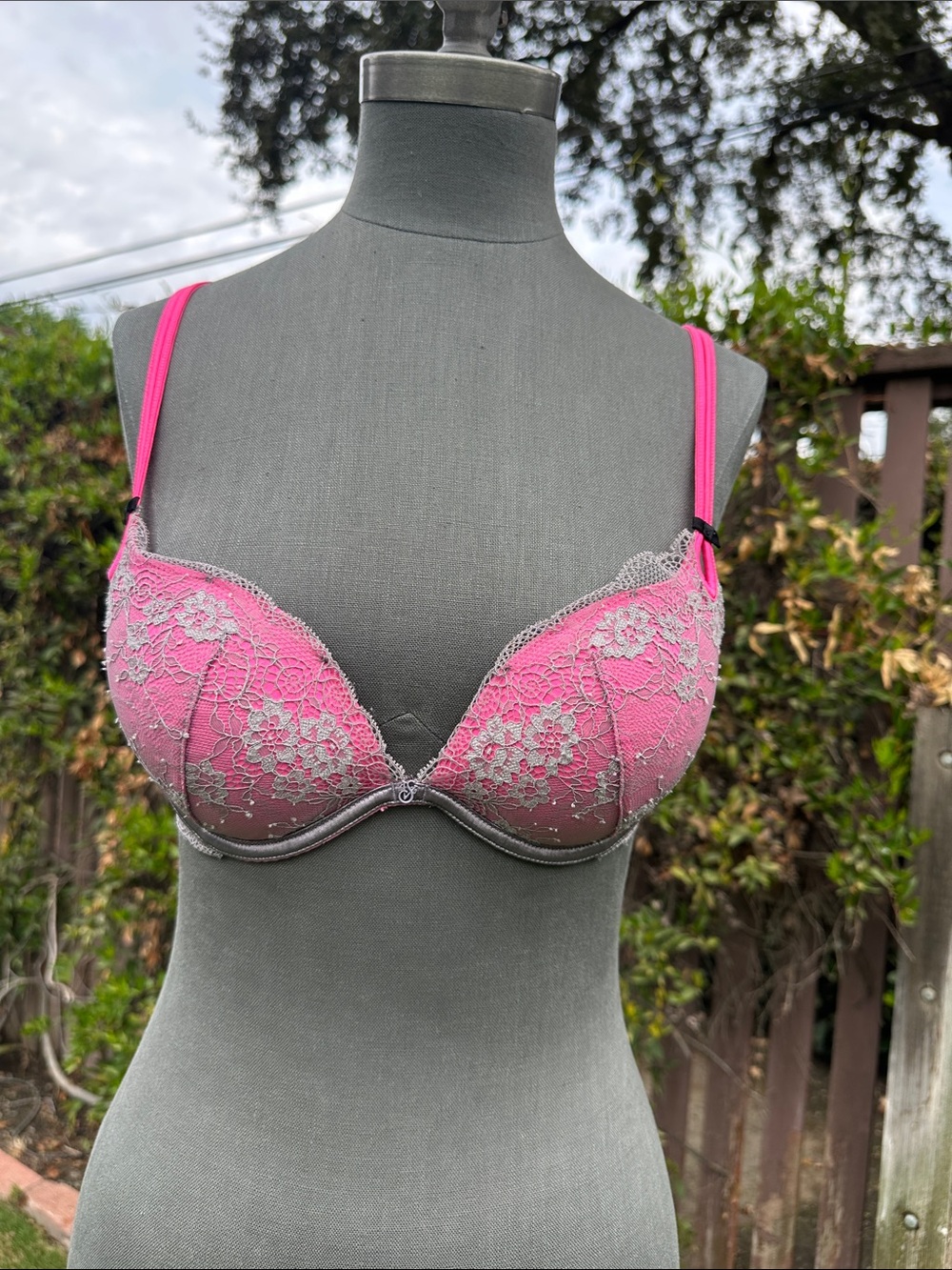 Victoria's Secret Hot Pink Lace Underwire Bra with Gray Trim